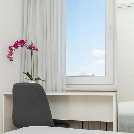 Ana Apartment *
