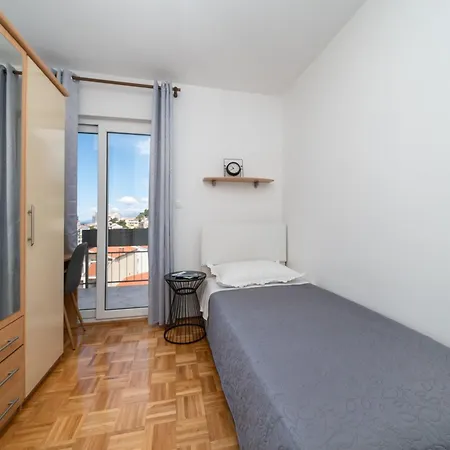 Apartment Ana Makarska